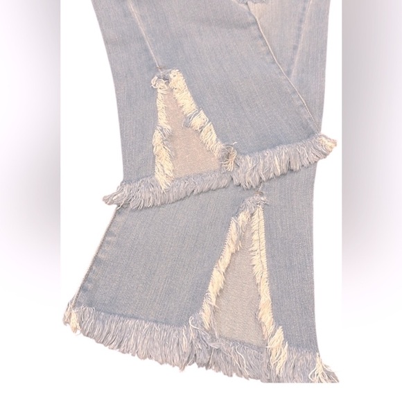 KanCan Parker Bootcut Jeans Size 13/30 Light Wash Split Hemline High Rise - Picture 15 of 15